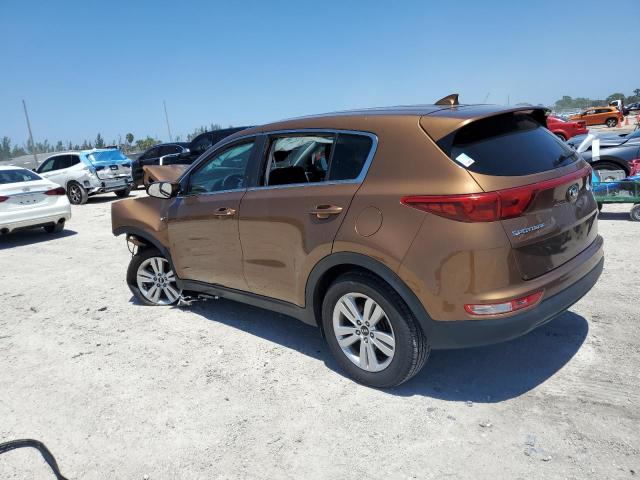 KNDPMCAC4J7310464 - 2018 KIA SPORTAGE LX BROWN photo 2