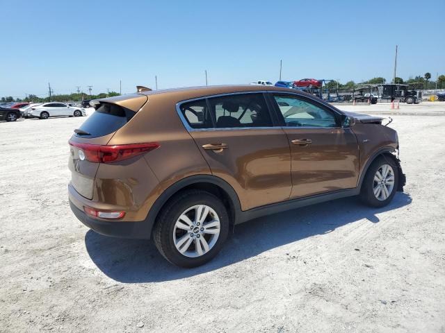 KNDPMCAC4J7310464 - 2018 KIA SPORTAGE LX BROWN photo 3