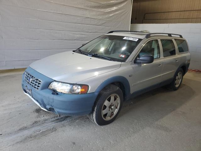 2004 VOLVO XC70, 