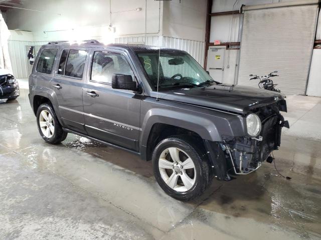 1C4NJRFB7HD124609 - 2017 JEEP PATRIOT LATITUDE GRAY photo 4