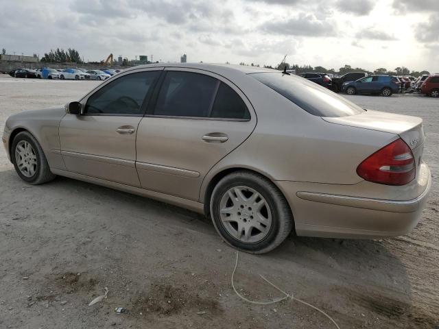 WDBUF65J45A690758 - 2005 MERCEDES-BENZ E 320 TAN photo 2