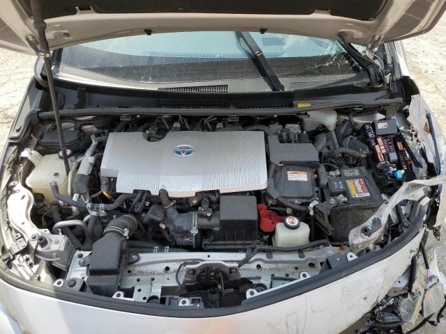 JTDKARFPXJ3070605 - 2018 TOYOTA PRIUS PRIM SILVER photo 11