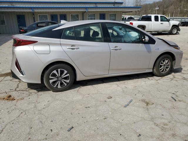 JTDKARFPXJ3070605 - 2018 TOYOTA PRIUS PRIM SILVER photo 3