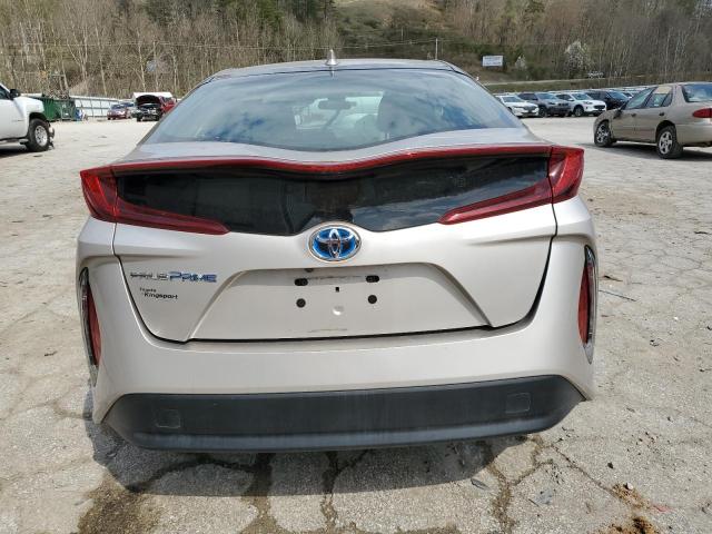 JTDKARFPXJ3070605 - 2018 TOYOTA PRIUS PRIM SILVER photo 6