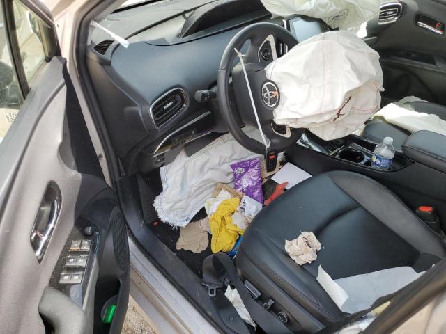 JTDKARFPXJ3070605 - 2018 TOYOTA PRIUS PRIM SILVER photo 8