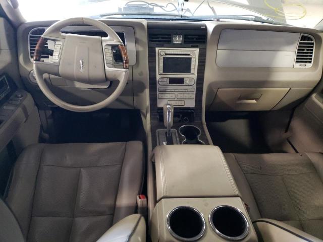 5LMFU28588LJ18391 - 2008 LINCOLN NAVIGATOR ნაცრისფერი ფოტო 8
