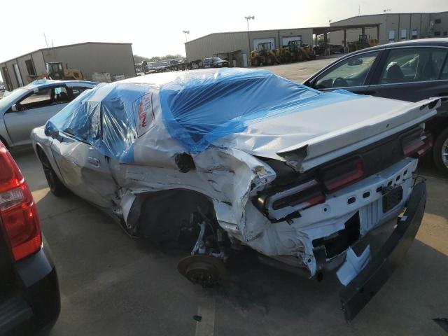 2C3CDZAG7KH660928 - 2019 DODGE CHALLENGER SXT WHITE photo 2