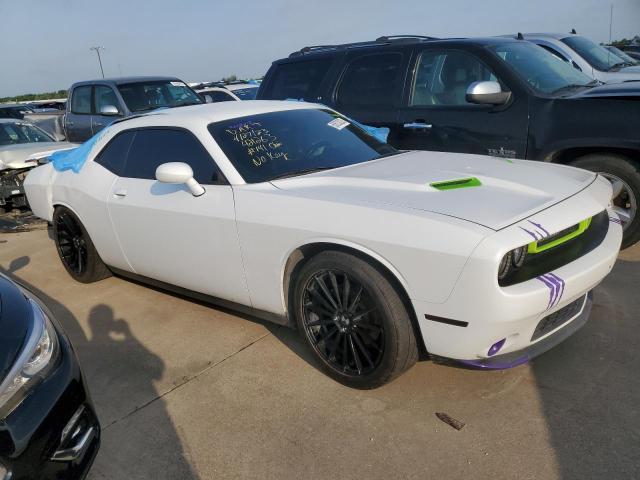 2C3CDZAG7KH660928 - 2019 DODGE CHALLENGER SXT WHITE photo 4