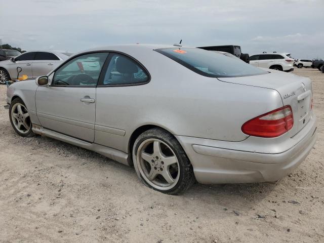 WDBLJ70G52T103155 - 2002 MERCEDES-BENZ CLK 430 SILVER photo 2