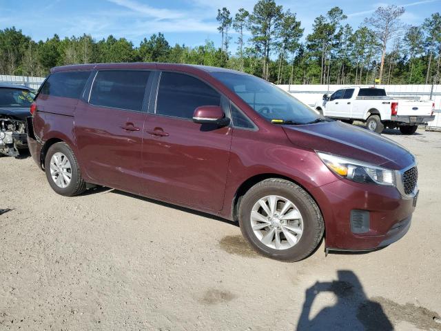 KNDMB5C19H6229864 - 2017 KIA SEDONA LX MAROON photo 4