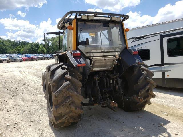 R11421 - 2019 TRAC TRACTOR GRAY photo 3