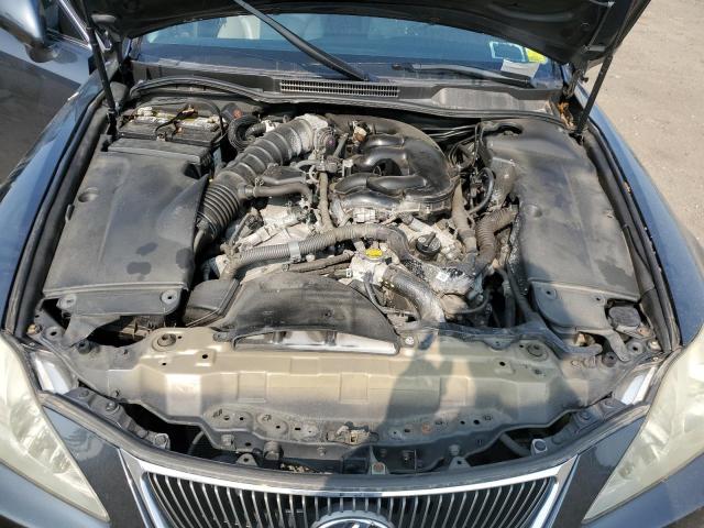 JTHBE262582015350 - 2008 LEXUS IS 350 GRAY photo 11