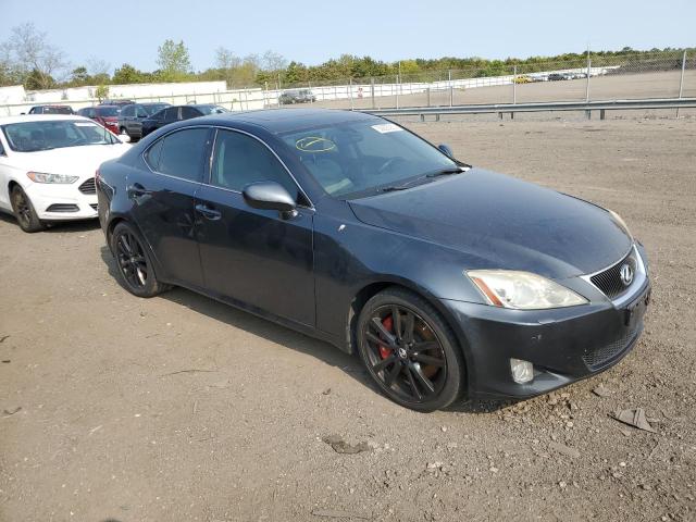 JTHBE262582015350 - 2008 LEXUS IS 350 GRAY photo 4