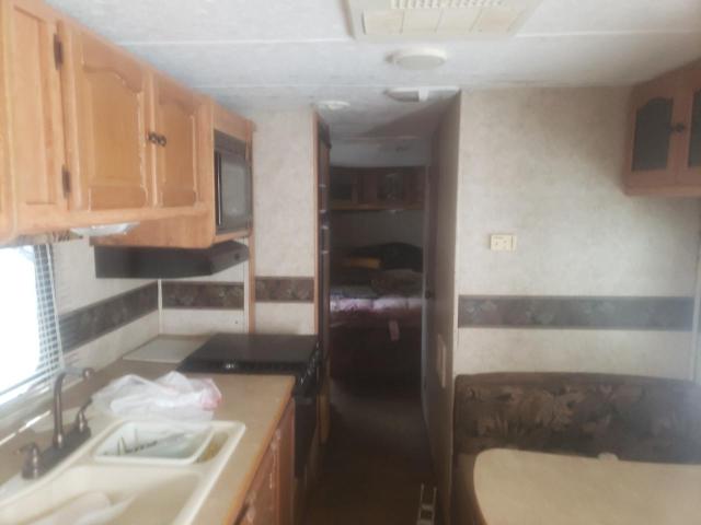 4YDT2852386410829 - 2008 KEYSTONE PASSPORT WHITE photo 5