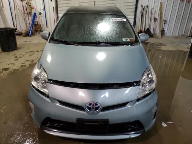 JTDKN3DU8E1772398 - 2014 TOYOTA PRIUS BLUE photo 5