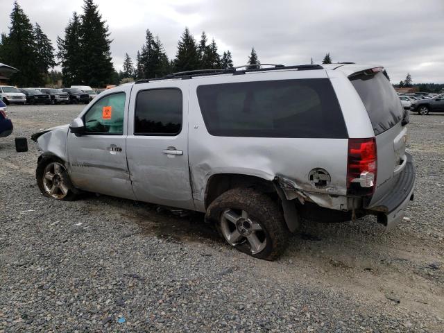 1GNSKJE73DR373203 - 2013 CHEVROLET SUBURBAN K1500 LT SILVER photo 2