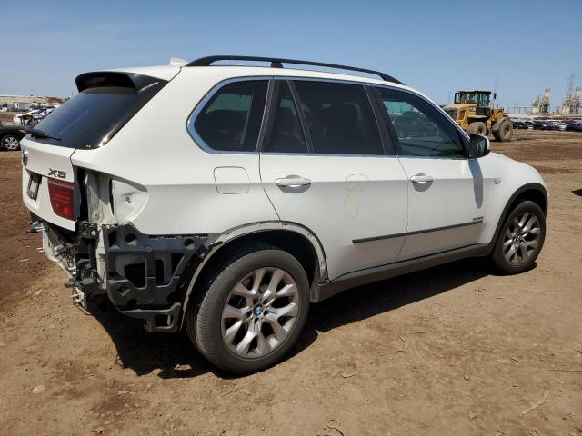 5UXZV4C53D0E13304 - 2013 BMW X5 XDRIVE35I WHITE photo 3