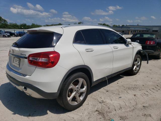 WDCTG4GB8JJ527829 - 2018 MERCEDES-BENZ GLA 250 4MATIC WHITE photo 3