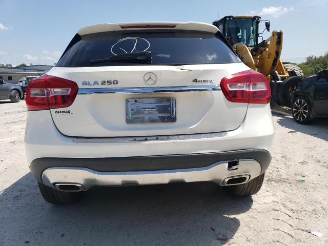 WDCTG4GB8JJ527829 - 2018 MERCEDES-BENZ GLA 250 4MATIC WHITE photo 6