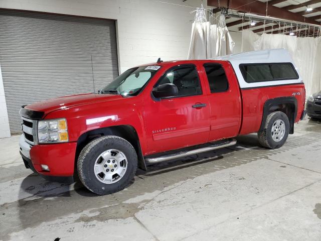 1GCRKSE31BZ315291 - 2011 CHEVROLET SILVERADO K1500 LT RED photo 1