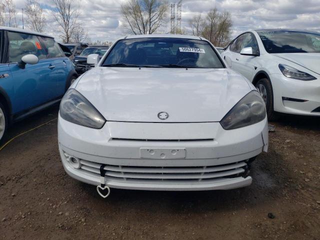 KMHHM66D18U289975 - 2008 HYUNDAI TIBURON GS WHITE photo 5