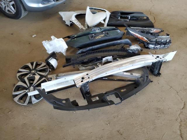 JTDKARFP9K3112456 - 2019 TOYOTA PRIUS PRIM 白色 照片 12