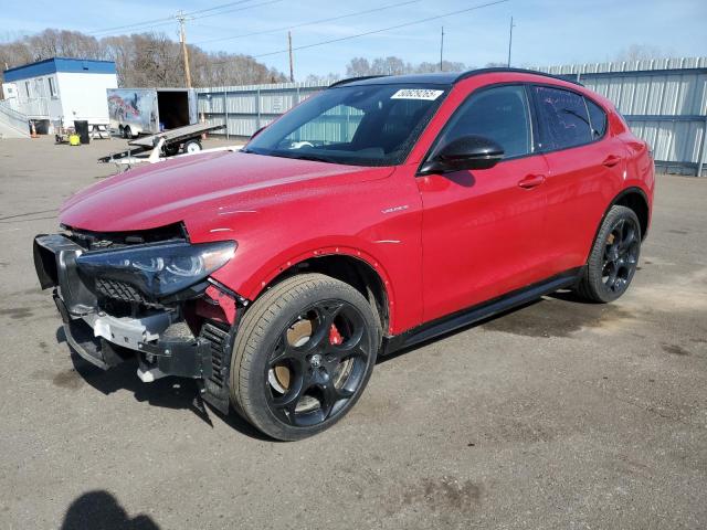 ZASPAKBN2R7D70328 - 2024 ALFA ROMEO STELVIO TI Қызыл фото 1