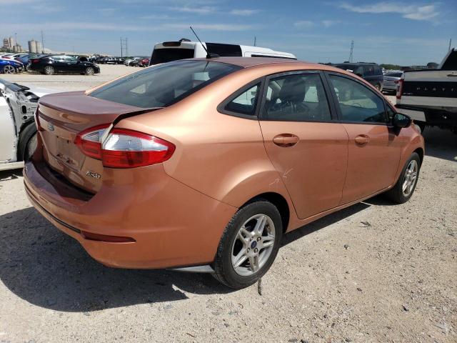 3FADP4BJ2HM132010 - 2017 FORD FIESTA SE ORANGE photo 3