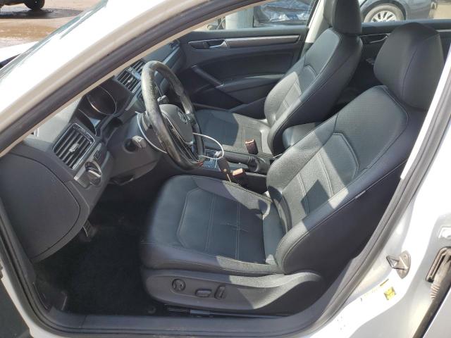 1VWDT7A30HC055517 - 2017 VOLKSWAGEN PASSAT R-LINE Weiß Foto 7