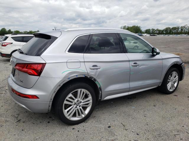 WA1CNBFY6J2205779 - 2018 AUDI Q5 PRESTIGE SILVER photo 3