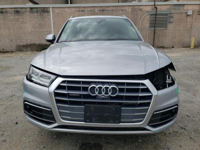 WA1CNBFY6J2205779 - 2018 AUDI Q5 PRESTIGE SILVER photo 5