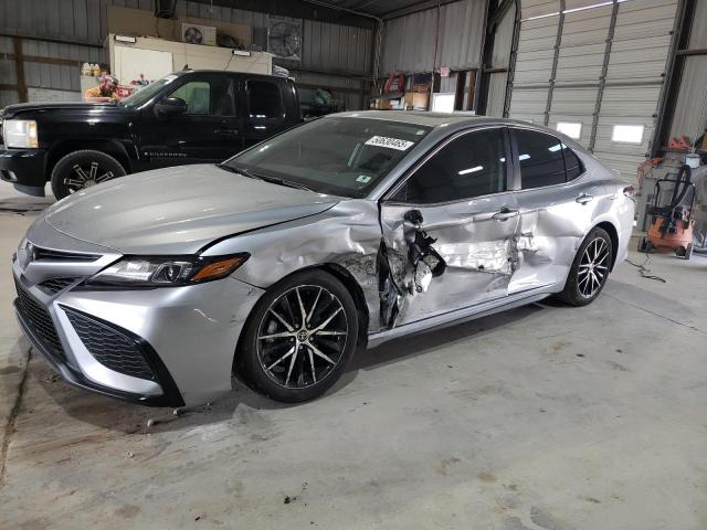 4T1T11AK0RU857923 - 2024 TOYOTA CAMRY SE NIGHT SHADE SILVER photo 1