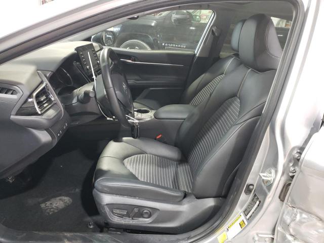 4T1T11AK0RU857923 - 2024 TOYOTA CAMRY SE NIGHT SHADE SILVER photo 7