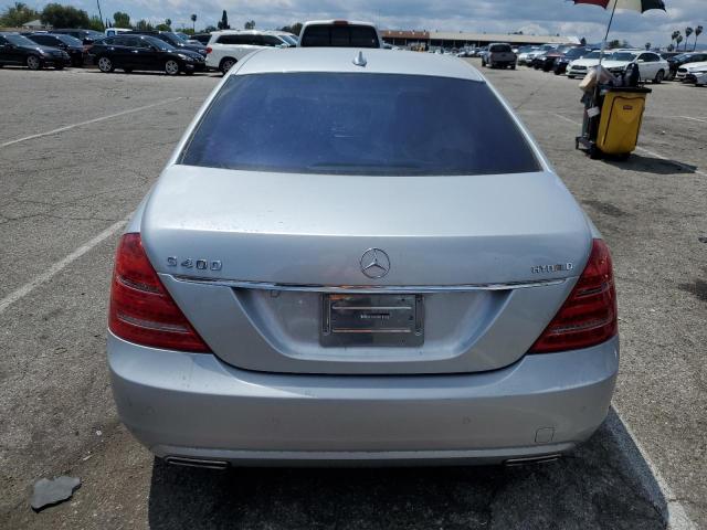 WDDNG9FB5BA379742 - 2011 MERCEDES-BENZ S 400 SILVER photo 6