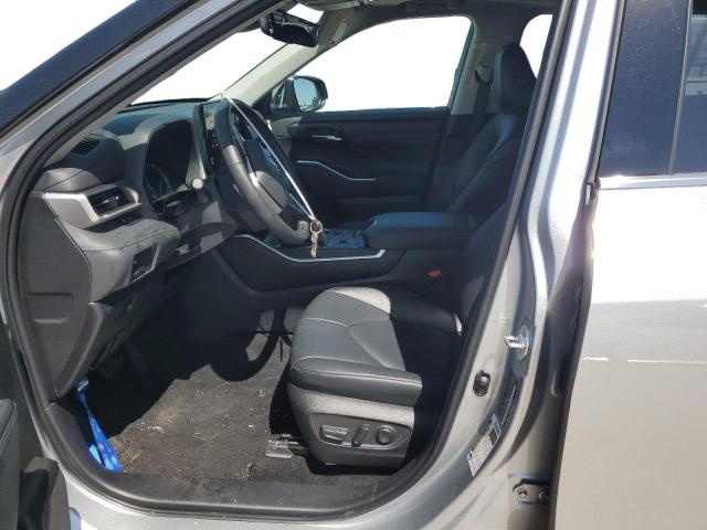 5TDGZRAH9NS130182 - 2022 TOYOTA HIGHLANDER XLE SILVER photo 7