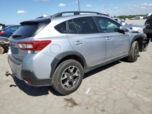 JF2GTADC8J8252972 - 2018 SUBARU CROSSTREK PREMIUM SILVER photo 3