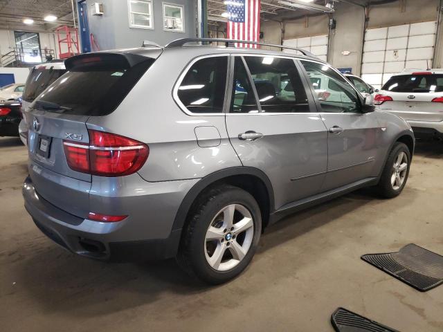 5UXZV8C59D0C14927 - 2013 BMW X5 XDRIVE50I GRAY photo 3