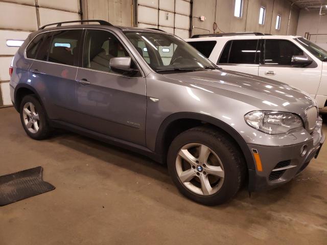 5UXZV8C59D0C14927 - 2013 BMW X5 XDRIVE50I GRAY photo 4