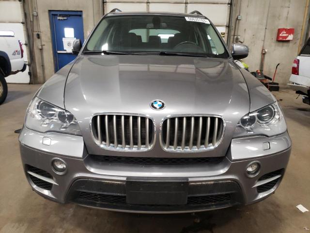 5UXZV8C59D0C14927 - 2013 BMW X5 XDRIVE50I GRAY photo 5