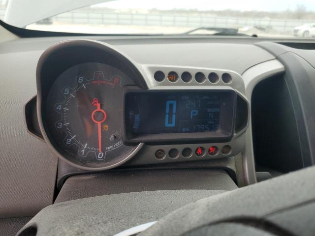 1G1JA6SH9F4119540 - 2015 CHEVROLET SONIC LS WHITE photo 9