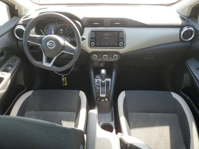 3N1CN8EV5LL848841 - 2020 NISSAN VERSA SV GRAY photo 8