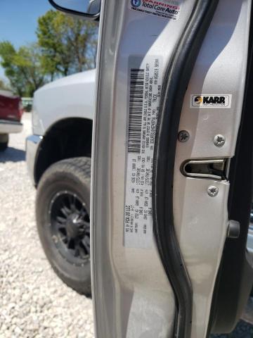 3C6UR5DL6HG749716 - 2017 RAM 2500 SLT SILVER photo 13