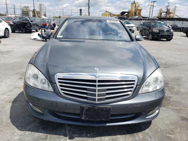 WDDNG71X88A200254 - 2008 MERCEDES-BENZ S 550 GRAY photo 5