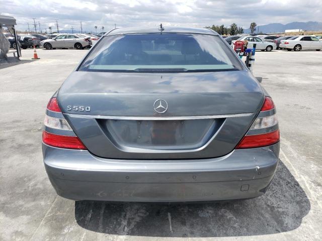 WDDNG71X88A200254 - 2008 MERCEDES-BENZ S 550 GRAY photo 6