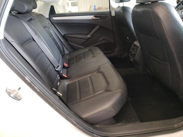 1VWLA7A32KC013925 - 2019 VOLKSWAGEN PASSAT WOLFSBURG WHITE photo 10