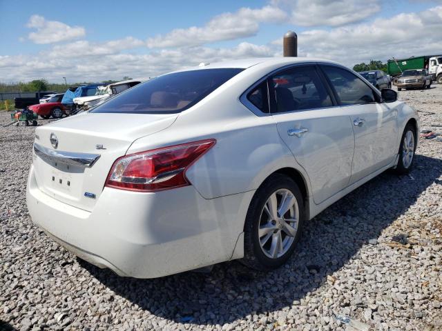 1N4AL3AP3DN482017 - 2013 NISSAN ALTIMA 2.5 WHITE photo 3