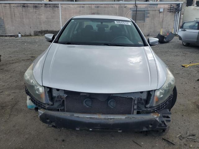 1HGCP26429A073393 - 2009 HONDA ACCORD LXP SILVER photo 5