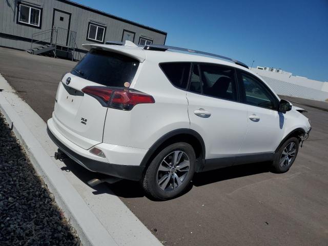 JTMRFREVXGD178547 - 2016 TOYOTA RAV4 XLE WHITE photo 3