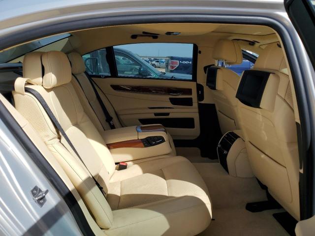 WBAKC8C53CC436721 - 2012 BMW ALPINA B7 LXI SILVER photo 10