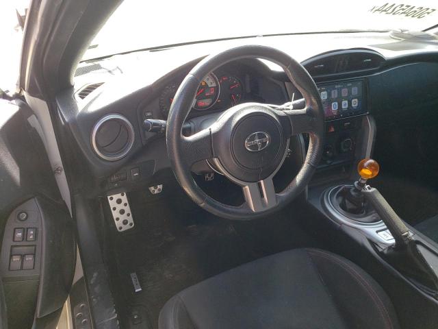 JF1ZNAA18D1717418 - 2013 TOYOTA SCION FR-S WHITE photo 8